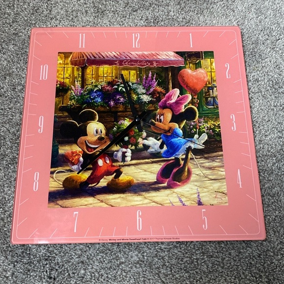 Disney Mickey & Minnie Sweetheart Cafe Thomas Kinkade Studios Glass Wall Clock - Picture 1 of 5